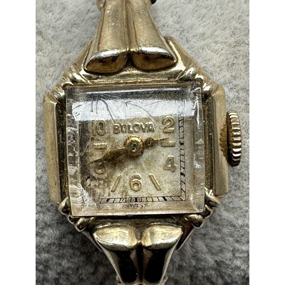 Bulova Gold Plated‎ Vintage Ladies Watch Manual Wind Works 16MM 5.5" Swiss D64